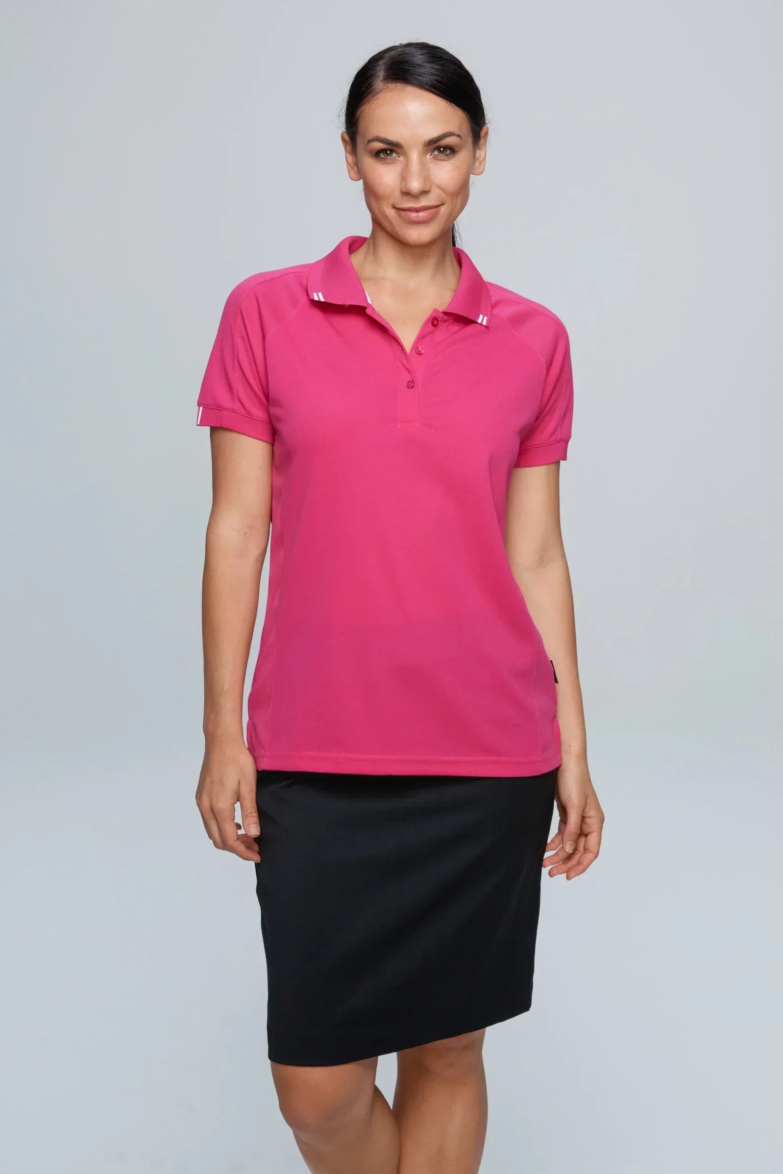 Ladies Flinders Polo: bright pink short-sleeved polo shirt