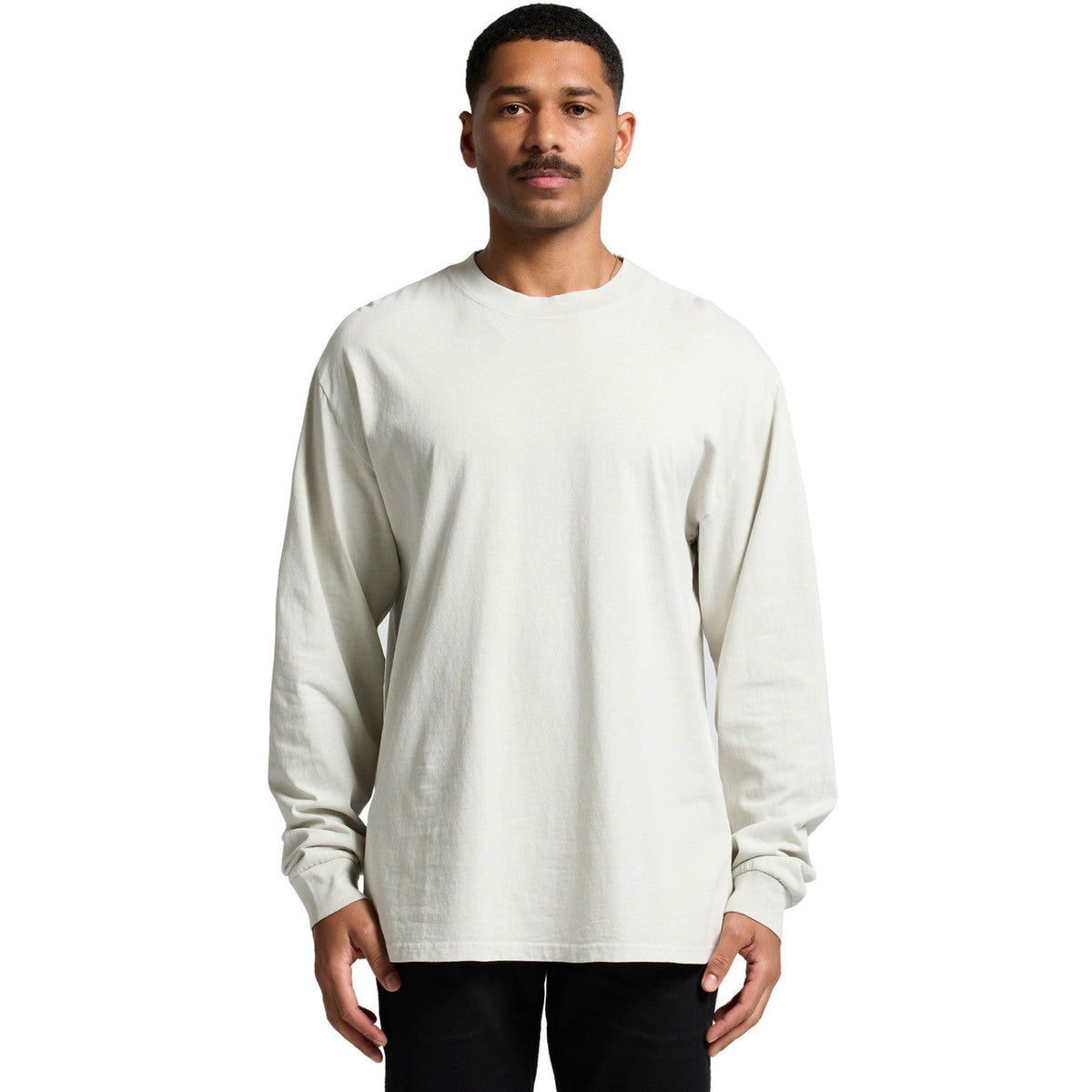 Off-white long-sleeve crew neck t-shirt with ribbed cuffs and hem, made of cotton.