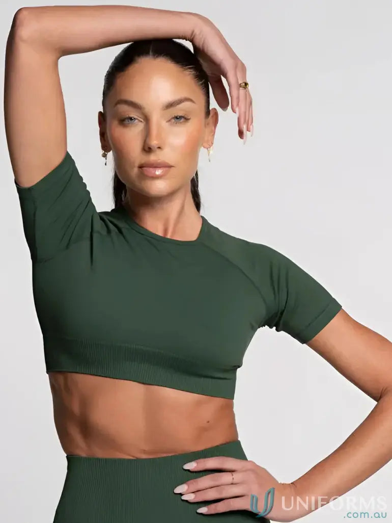 Dark green ribbed seamless cropped emerald tee perfect for casual workwear and stylish work uniforms