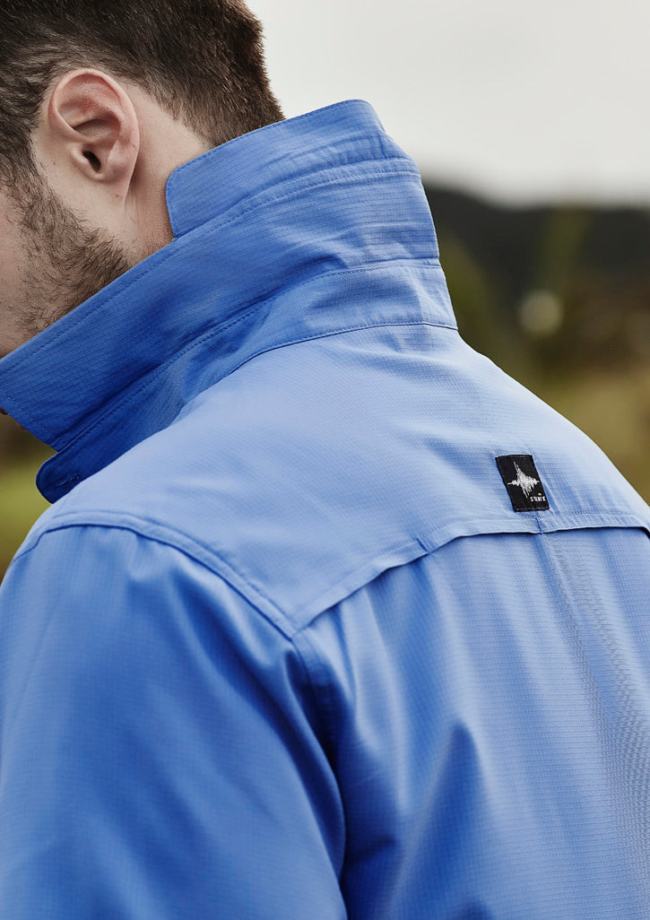Syzmik outdoor short sleeve shirt with blue high-collar textured jacket