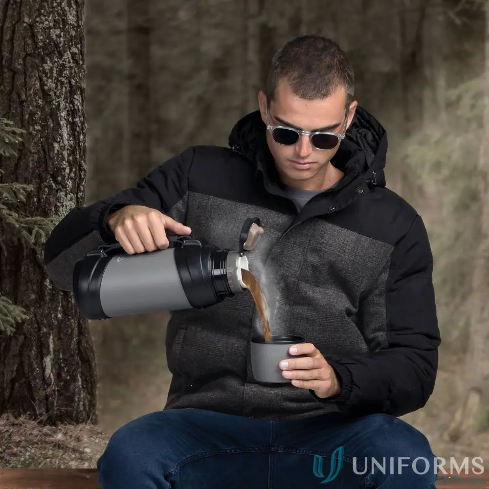 2L insulated flask IGTTF ToughTank 2L Stainless Steel Vacuum Insulated Flask with Dual Caps