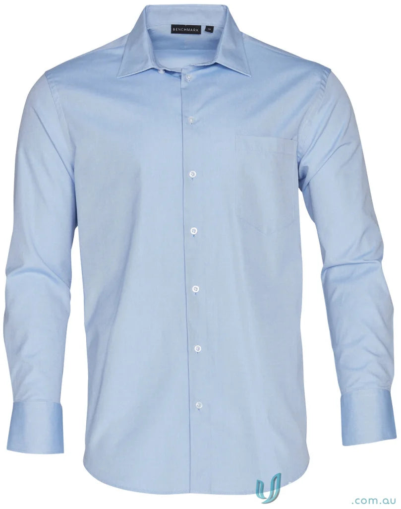 Light blue m7040l men’s cvc oxford long sleeve dress shirt with white buttons