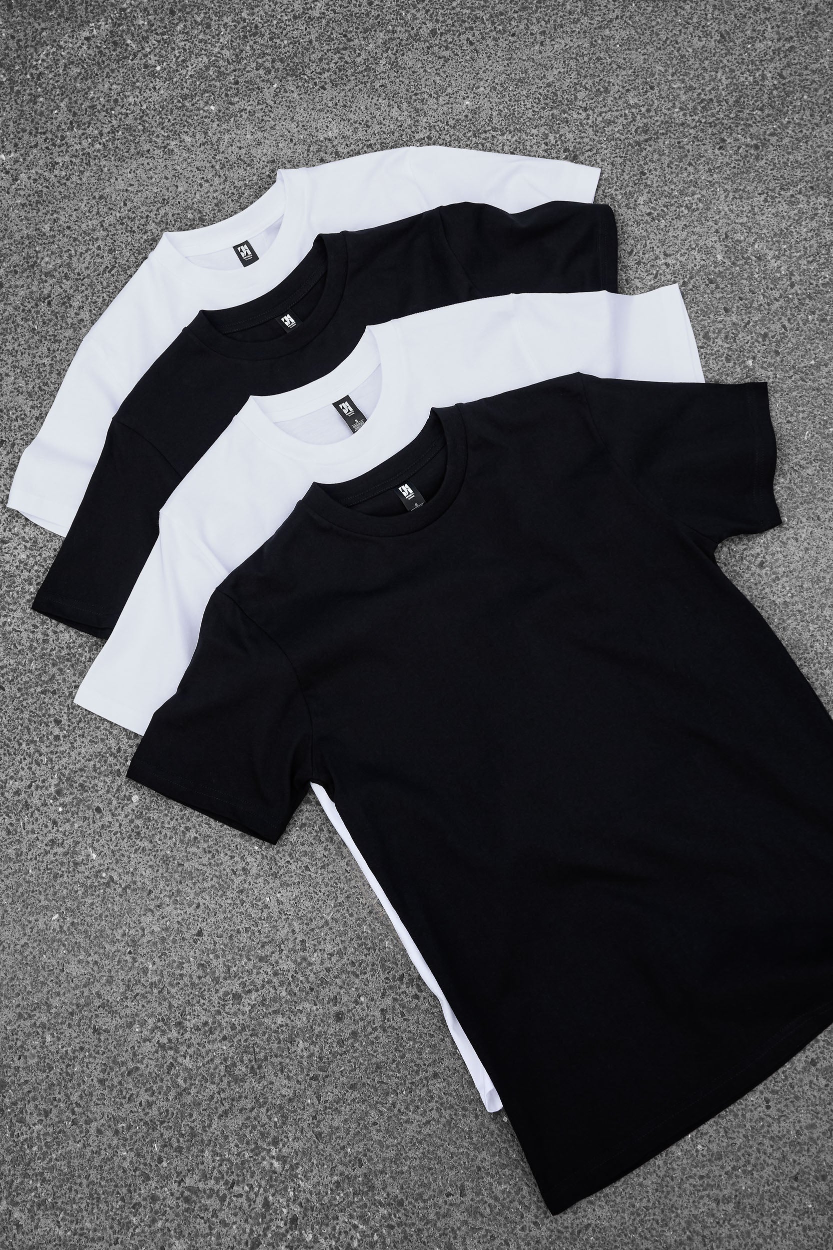 Classic heavyweight black and white crew neck t-shirts with subtle side panels perfect for work uniforms and workwear