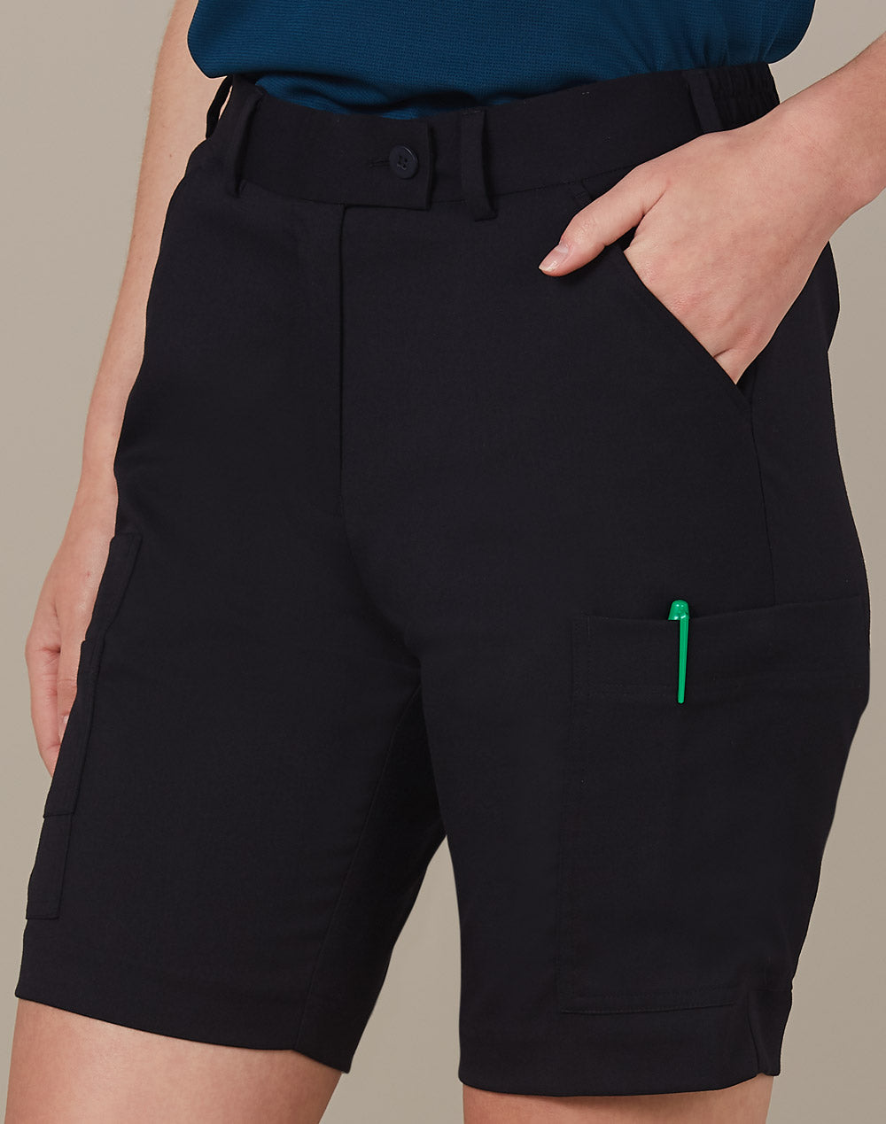 AIW Utility Cargo Short