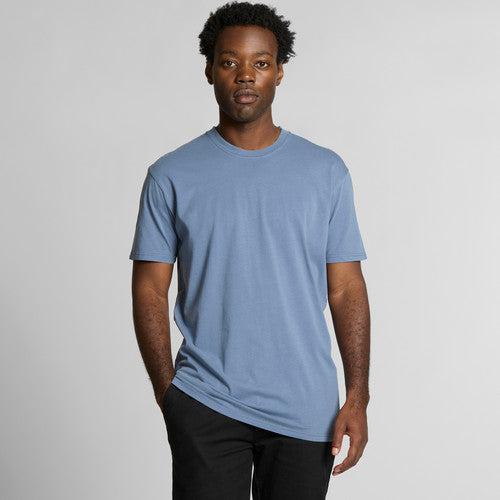 Light blue crew neck t-shirt with short sleeves and ribbed neckline, made of cotton.