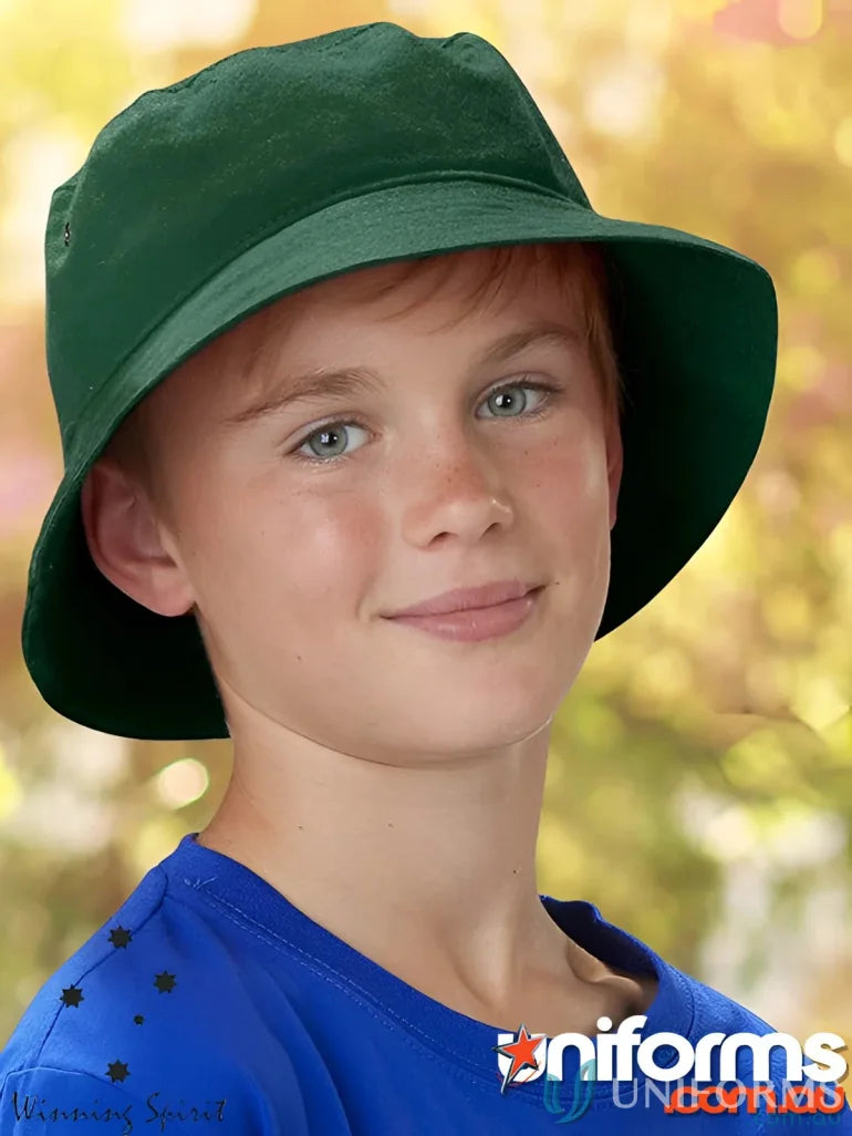 Winning Spirit CH29 Bucket Hat in Bottle Green