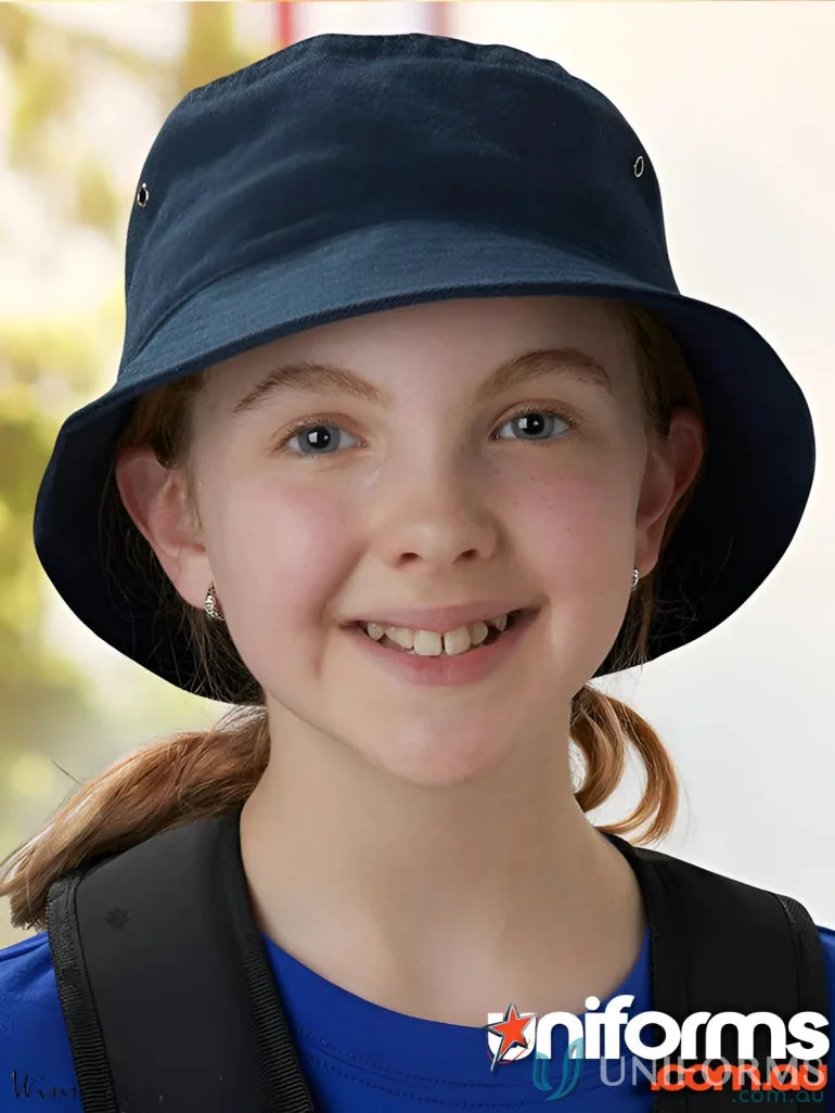 Winning Spirit CH29 Bucket Hat in Navy