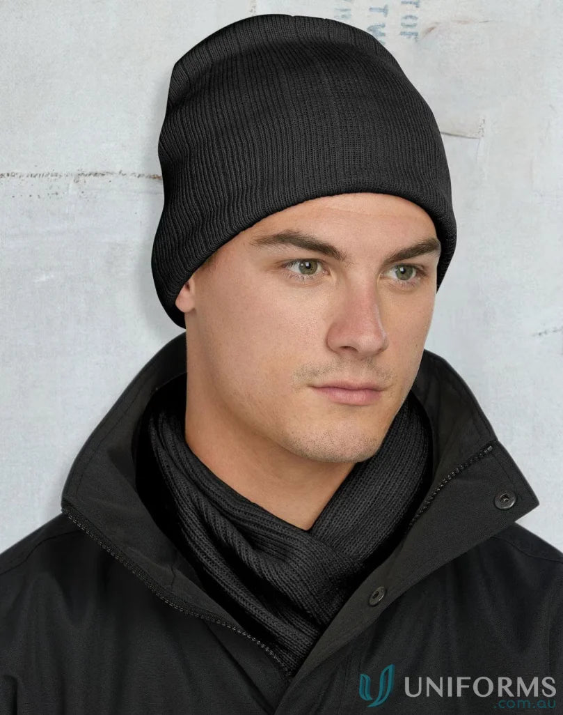 Winning Spirit CH64 Cable Knit Beanie With Fleece Headband in Black front product image