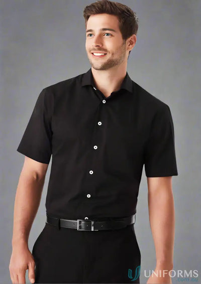 Man in Charlie Classic Fit SS Shirt rs968ms with mechanical stretch in black