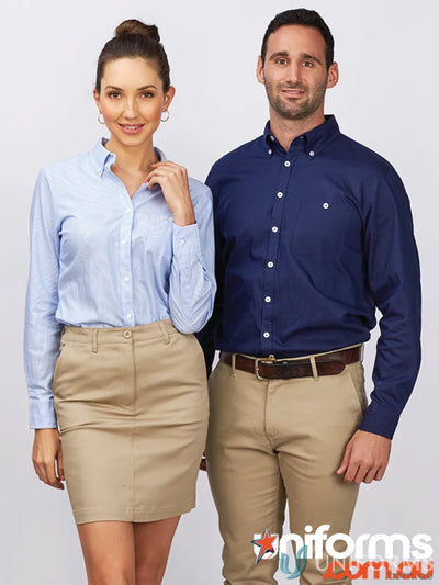Two people wearing stylish ladies Brody Long Sleeve Shirt in a casual setting