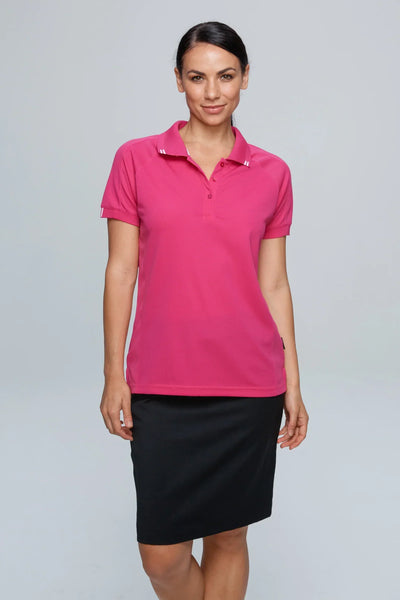 Ladies Flinders Polo: bright pink short-sleeved polo shirt