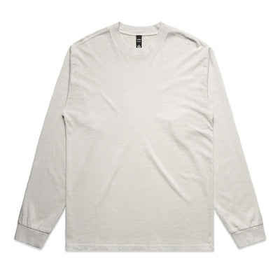 White long-sleeved t-shirt with ribbed cuffs and hem, made of cotton.