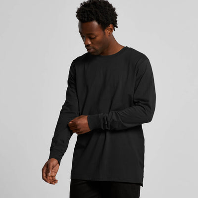 Black long-sleeve crew neck t-shirt with ribbed cuffs and hem, made of cotton.