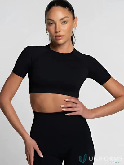 Black seamless cropped onyx tee with high neckline and stretchy fabric perfect for stylish work uniforms and workwear