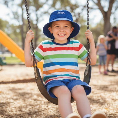 Sporties Twill Bucket Hat Childs in blue with white logo, brushed sports twill