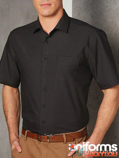 Black dot jacquard shirt with short sleeves from Winning Spirit Ascot men’s short line