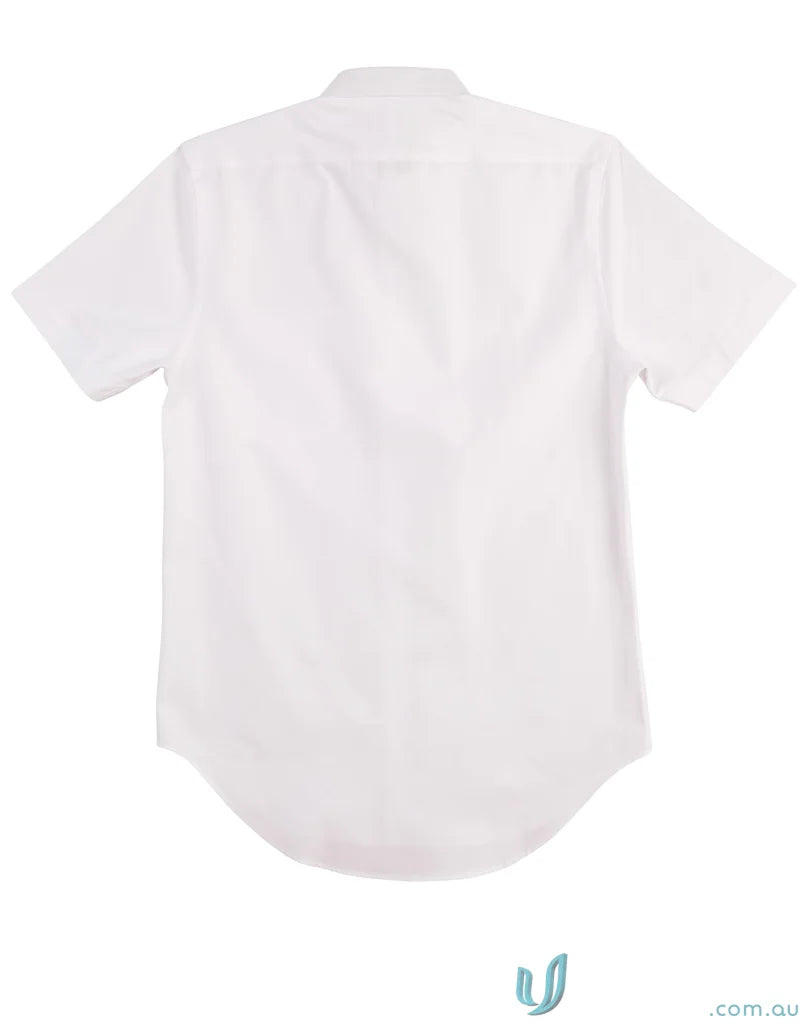 Back of white Winning Spirit CVC Oxford SS Shirt m7040s men’s short sleeve shirt