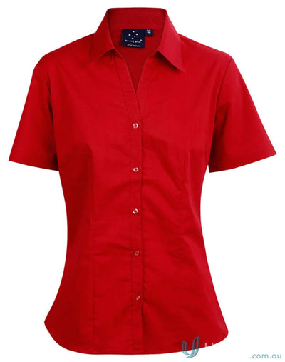 Red short-sleeve Winning Spirit Womens Executive SS Shirt with bs07s ladies Teflon finish