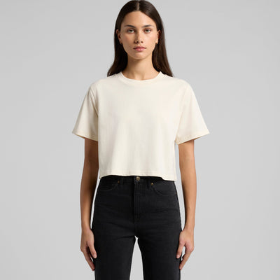 Cream-colored minimalist short-sleeved crop top with round neckline perfect for stylish workwear or casual uniforms